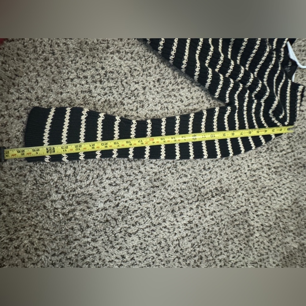 Vintage Striped Black and Cream Sweater 100% cotton size XL - Picture 6 of 9